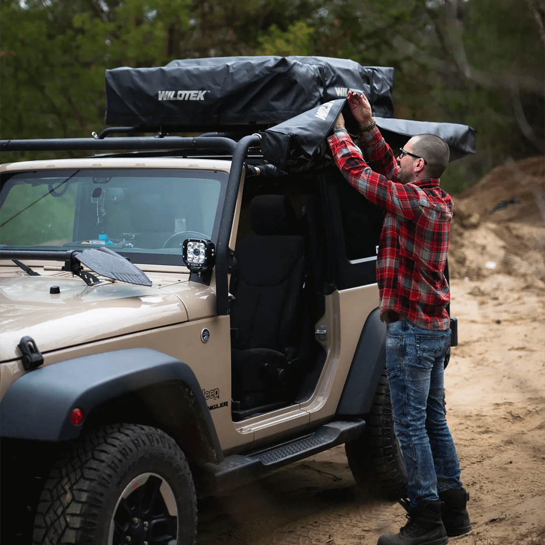 4x4 270 freestanding awning on a jeep wrangler