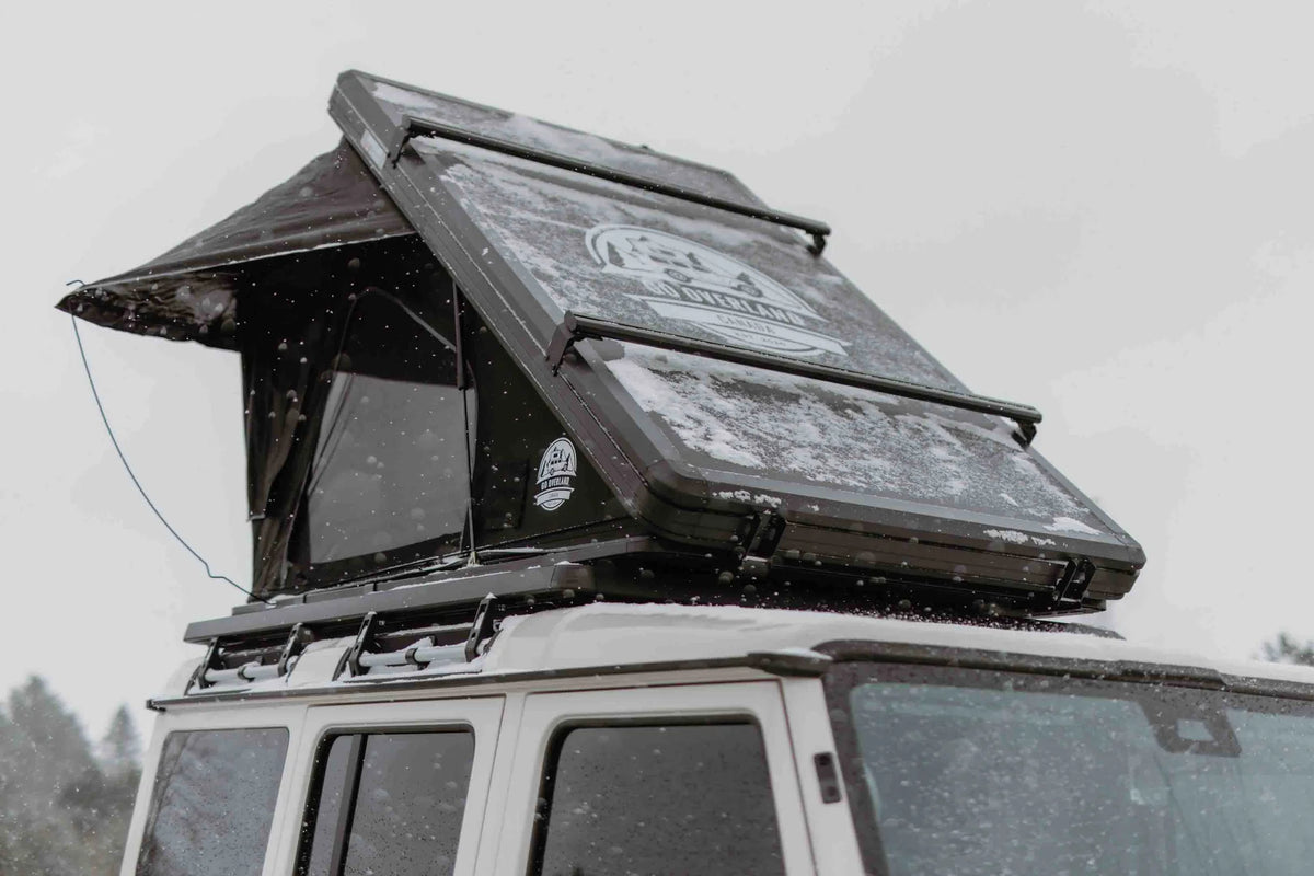 Large view of the roof top tent 4 season use under the snow