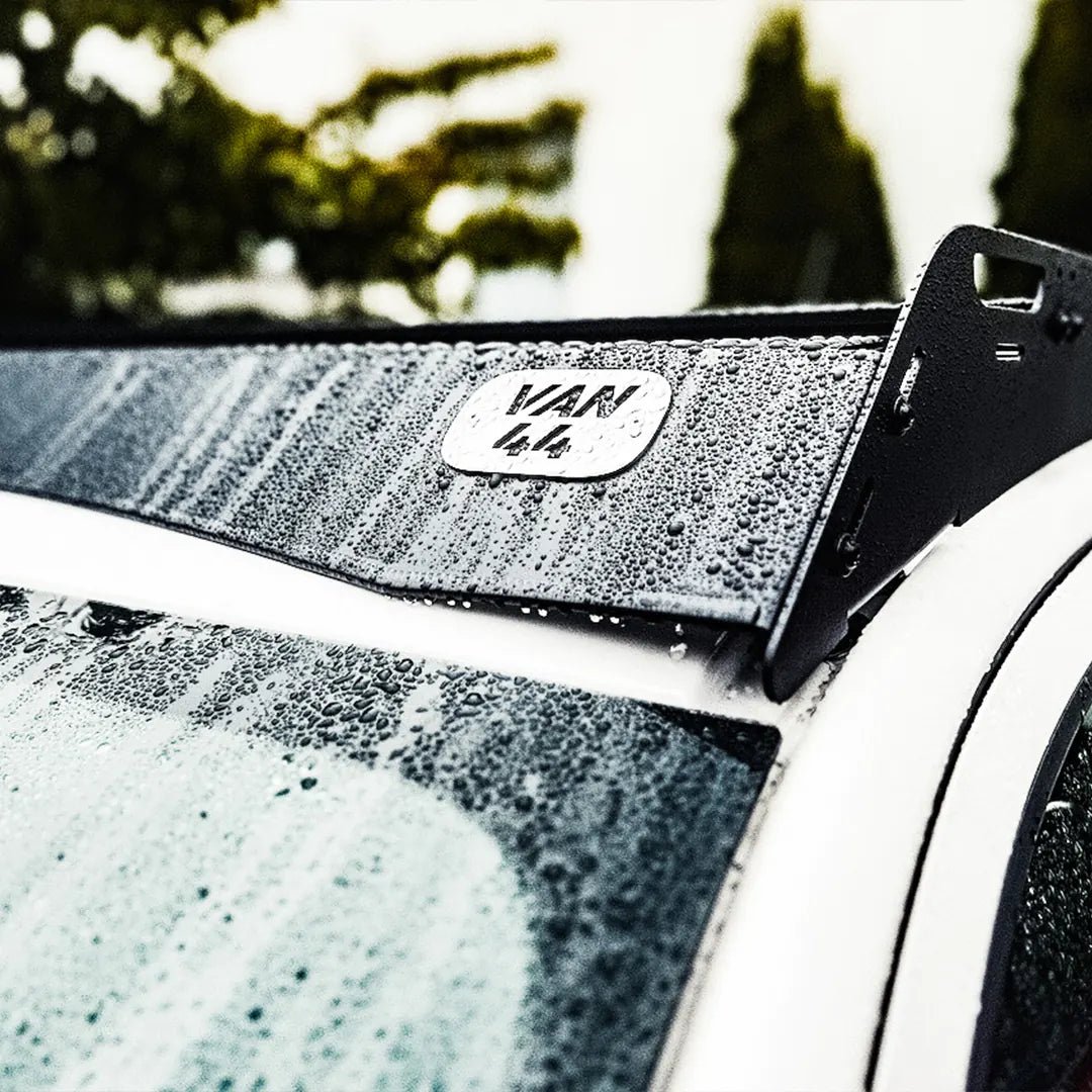 VAN44 Logo with water