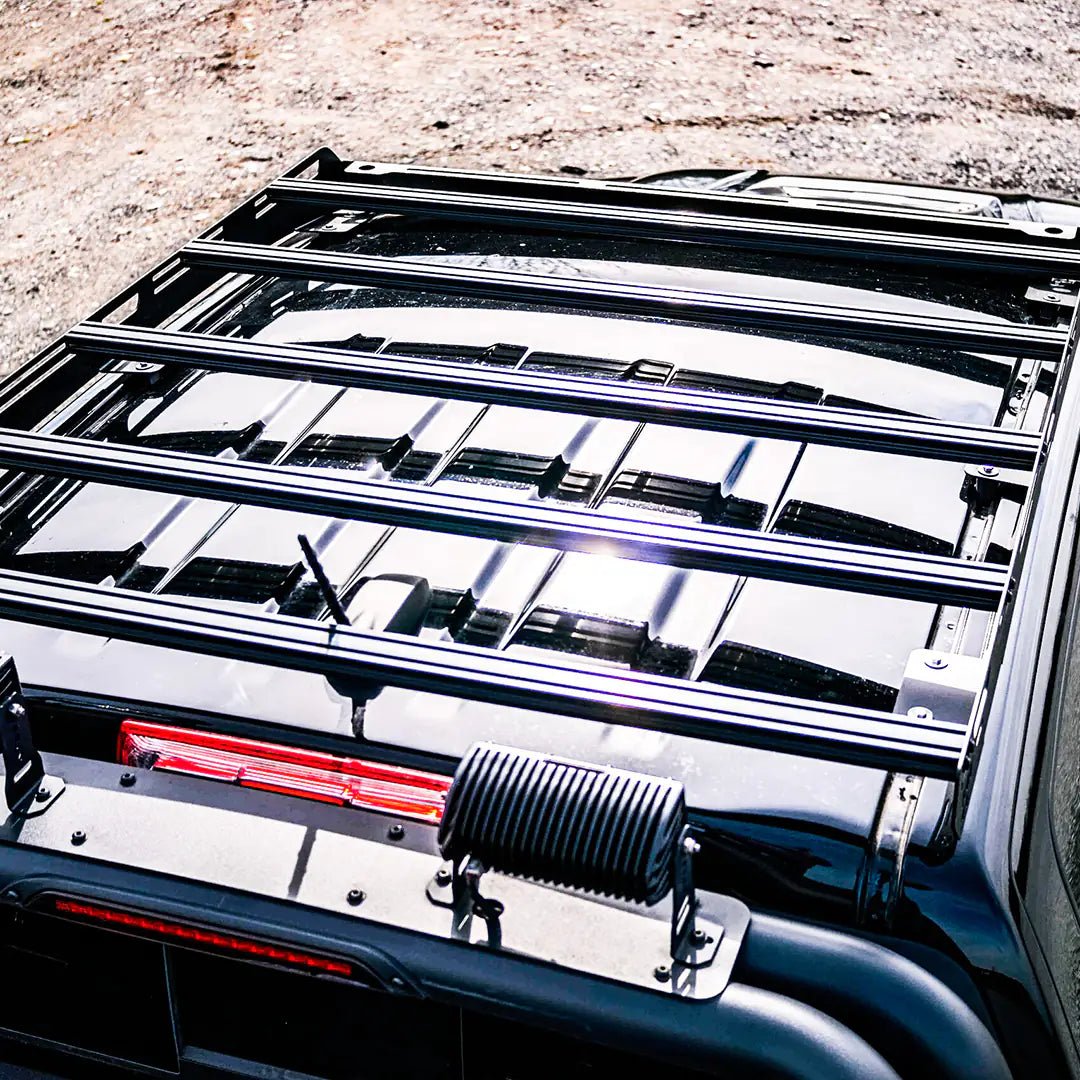 Top view of the Chevy Colorado with the 5 crossbars of the Roof Rack
