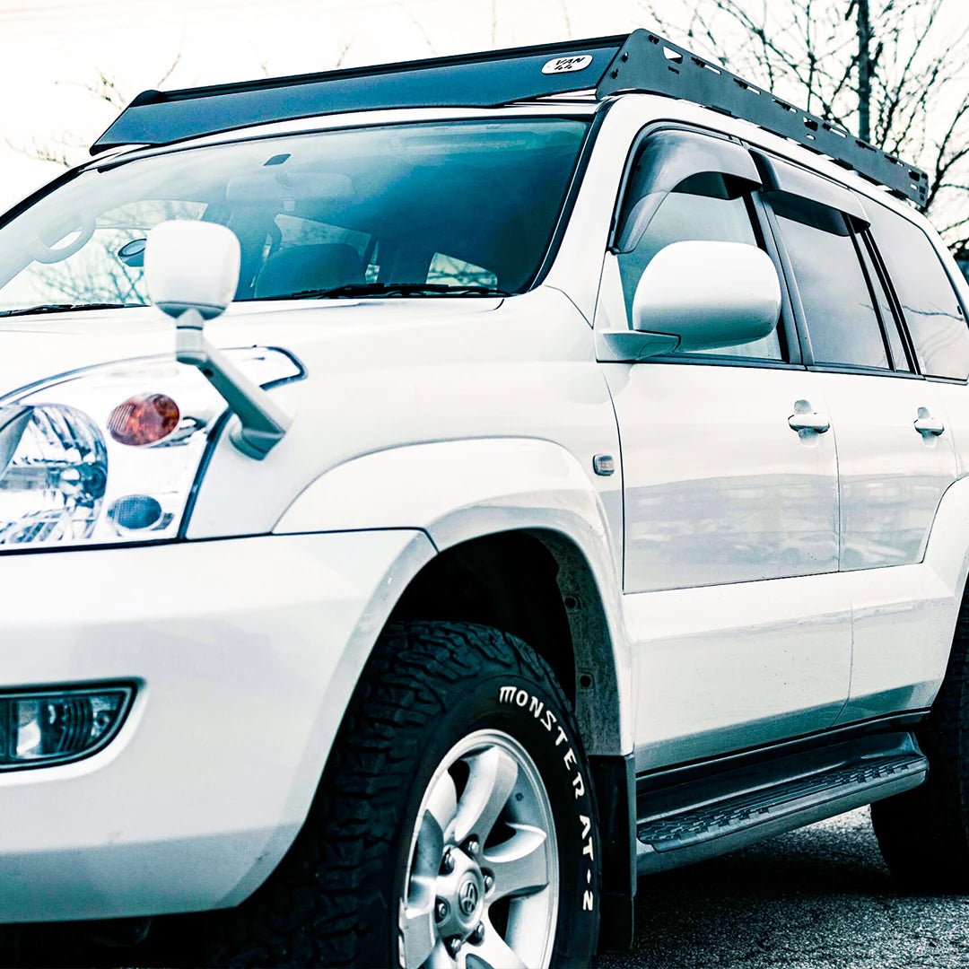 Front view of the Toyota Land Cruiser roof rack