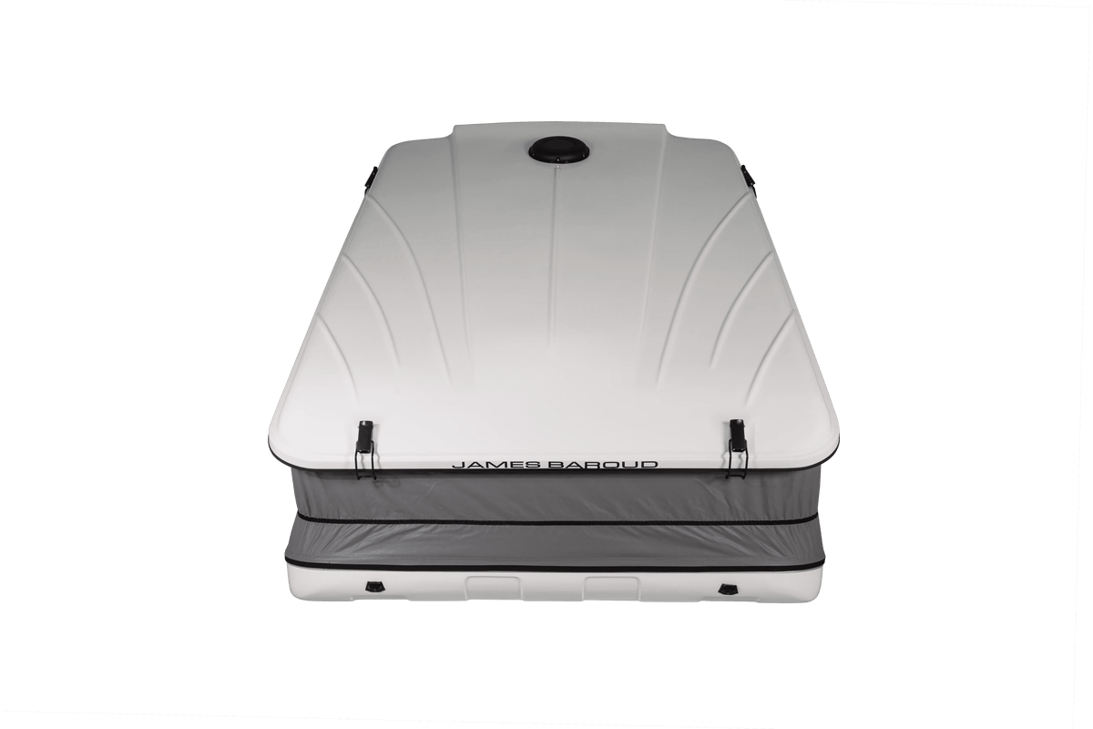 Front view of the Clam shell roof top tent