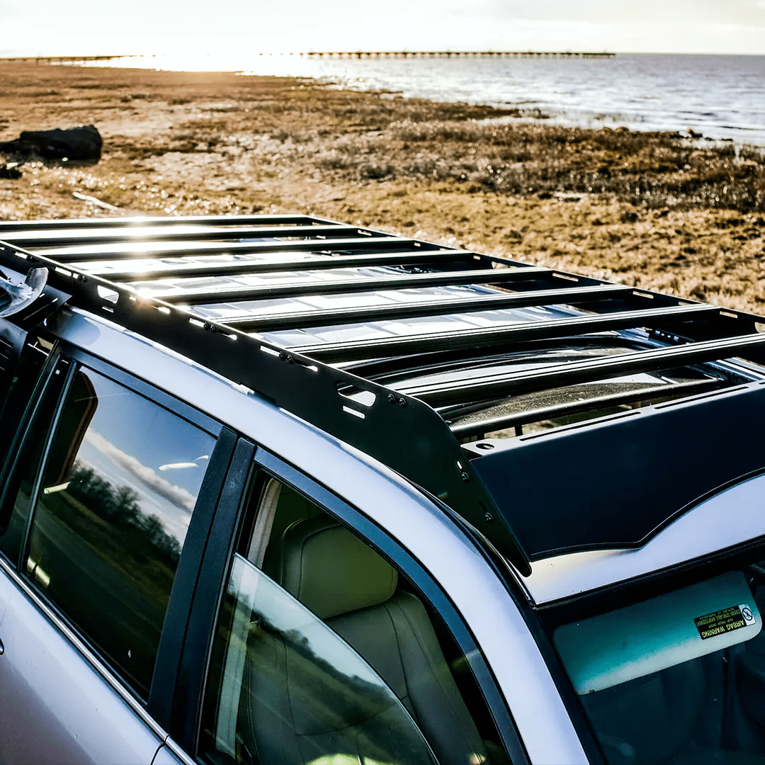 Lexus GX470 detailed view of the crossbars of VAN44's roof rack