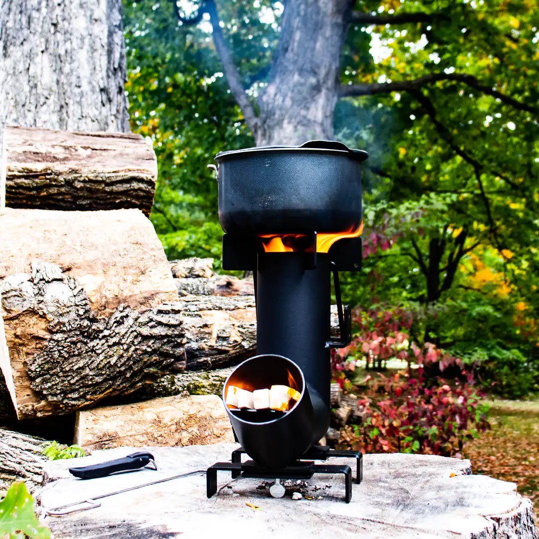 Rocket Stove with cooking pot