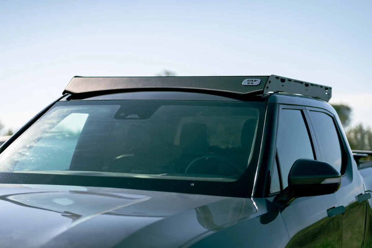 Rivian R1T avec un rack de toit VAN44