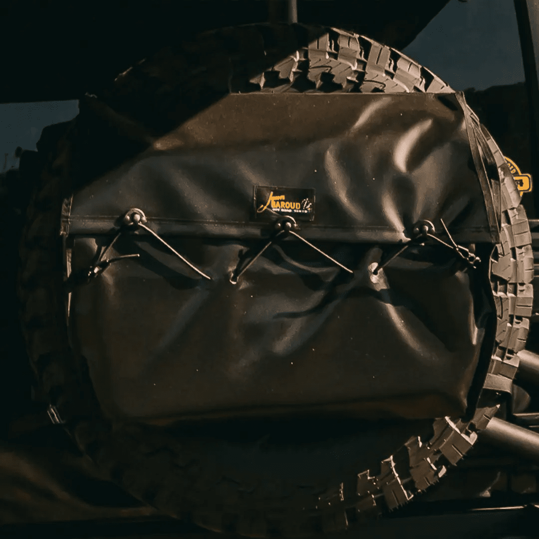 Rear spar wheel with a wast bag